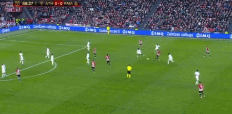 奥尔莫进球的艺术作品：26次传球，巴萨团队配合的巅峰演绎