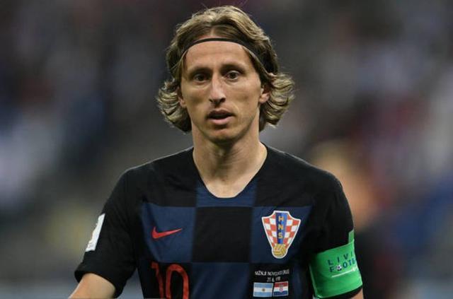 记者：姆巴佩今天将在马德里进行训练，然后前往沙特